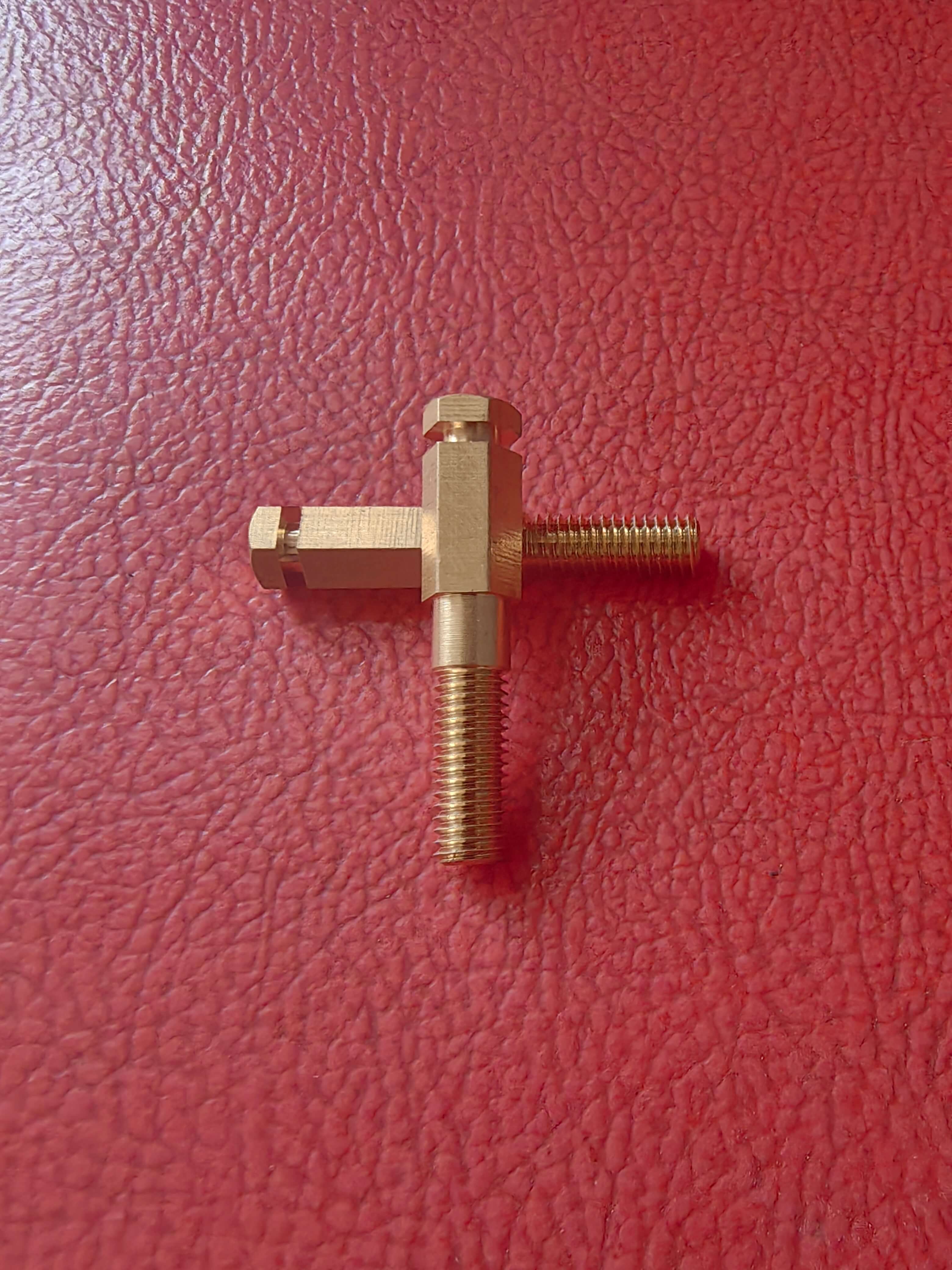 Batang penghubung CNC