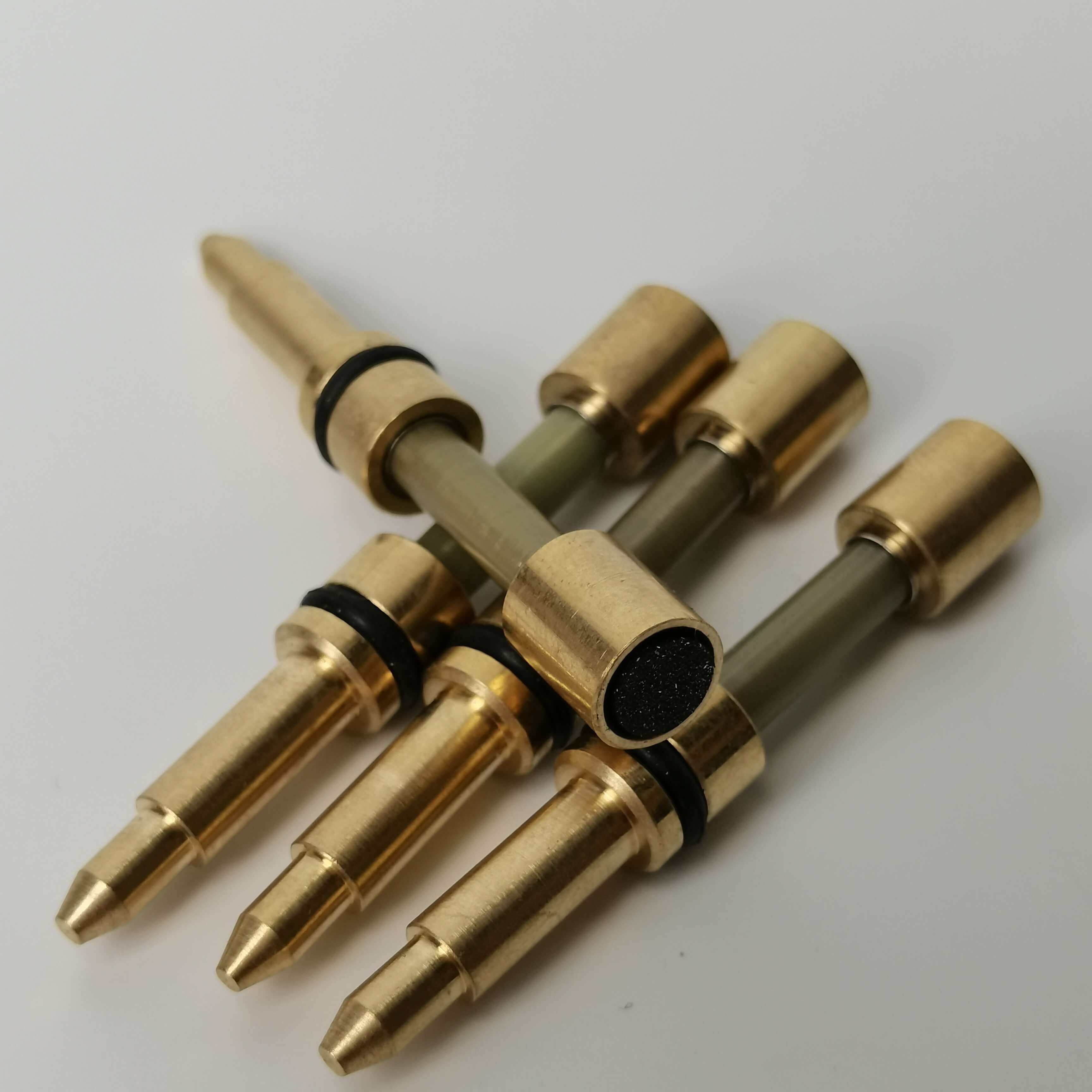 Pemesinan CNC Komponen Resistor (Kesesuaian dengan Anchor Pile)